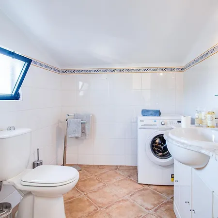 Apartamento Duplex With Pool, Unoverlooked Private Balcony, Wi-fi & Ac