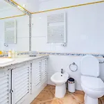 Duplex With Pool, Unoverlooked Private Balcony, Wi-fi & Ac Apartman *