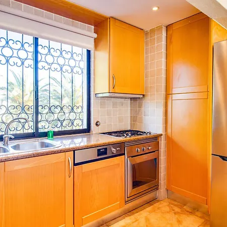 Duplex With Pool, Unoverlooked Private Balcony, Wi-fi & Ac *